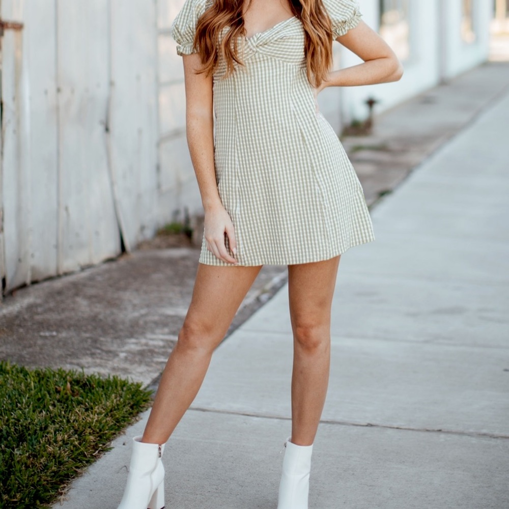 Princess Polly- Green Freyah Mini dress